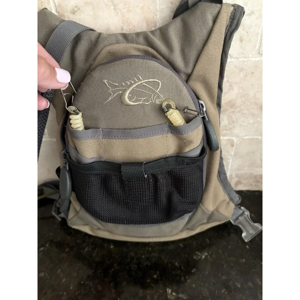 William Joseph Fishing Sling Bag Pack Strap Organizer Fly Tackle Equipment MINT